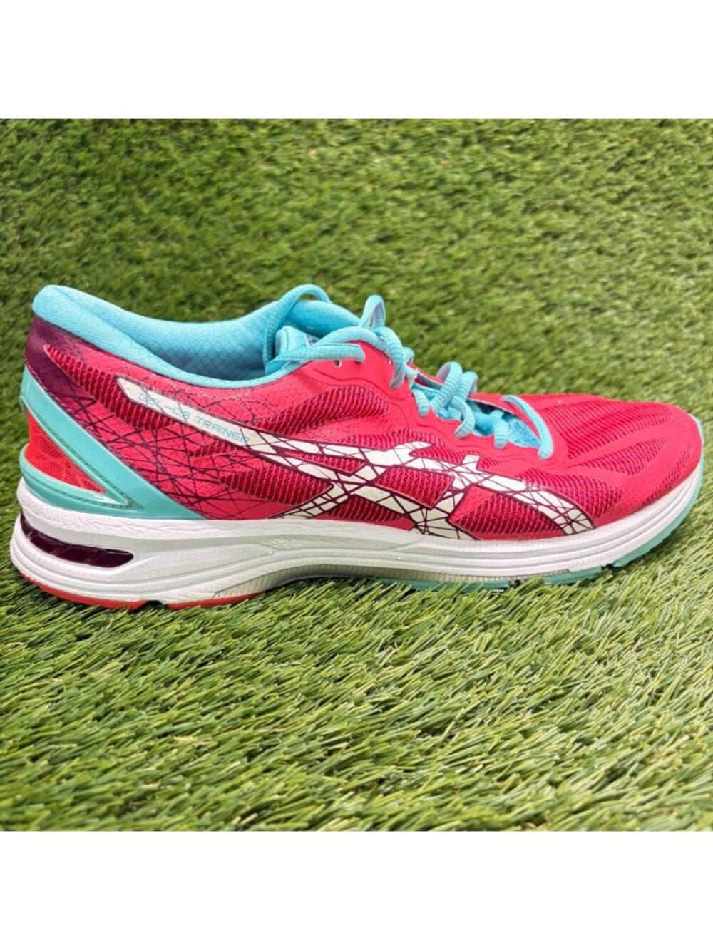 Asics Gel-DS Trainer 21 Womens Size 10.5 Pink Athletic Running Shoes Sneakers